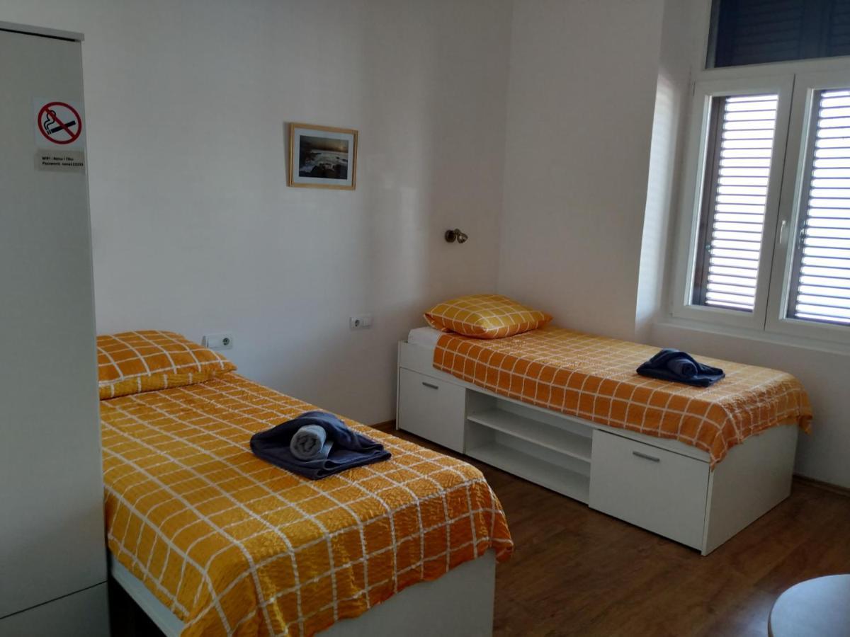 Apartments Todorovic Pula Exterior foto