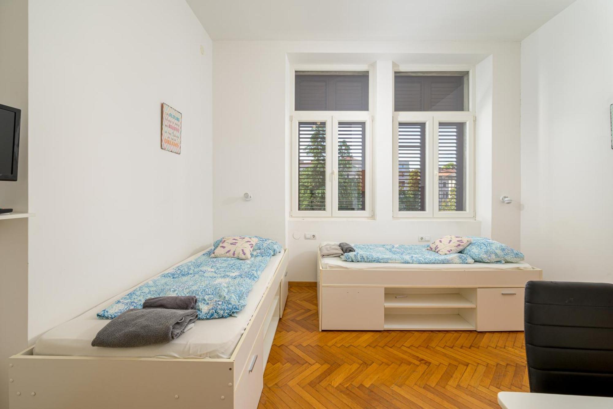 Apartments Todorovic Pula Exterior foto